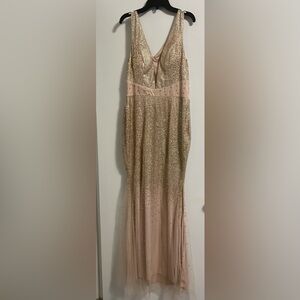 Ladies Gown XXL ⭐️ Great for Special Occasions! Christmas, Prom, Weddings